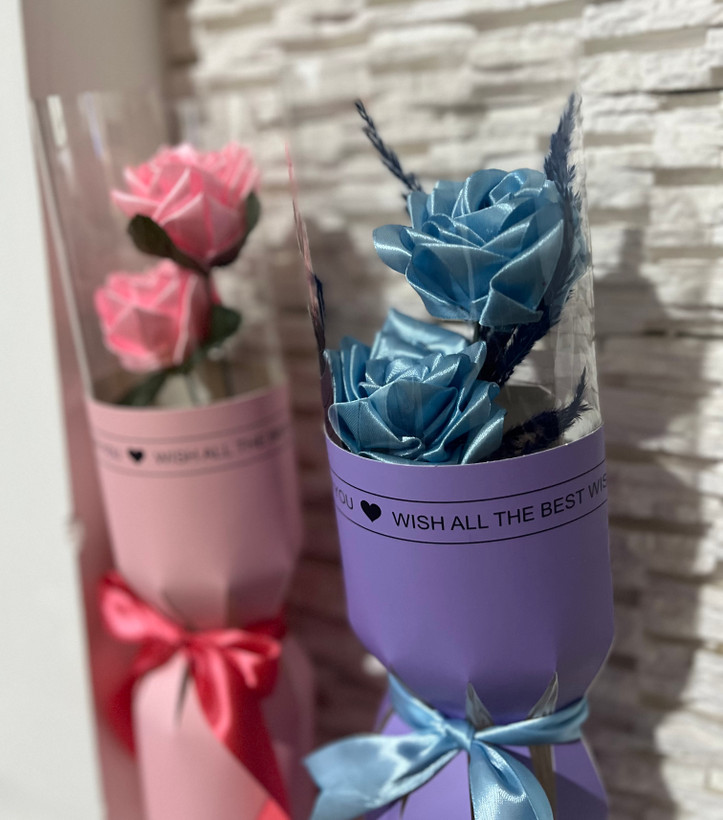 گل رز روبانی طرح همزاد